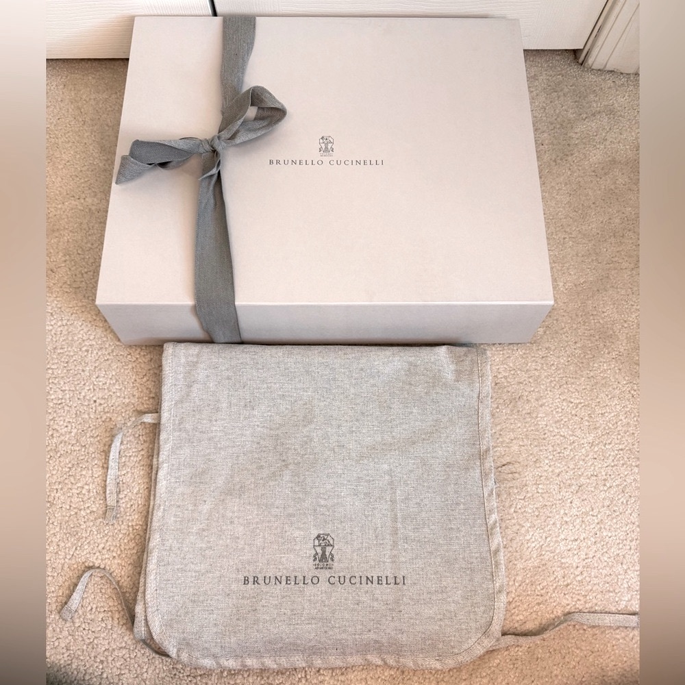 Brunelllo Cucinelli Canvas Garment Protector + XL Brunello Cucinelli Box